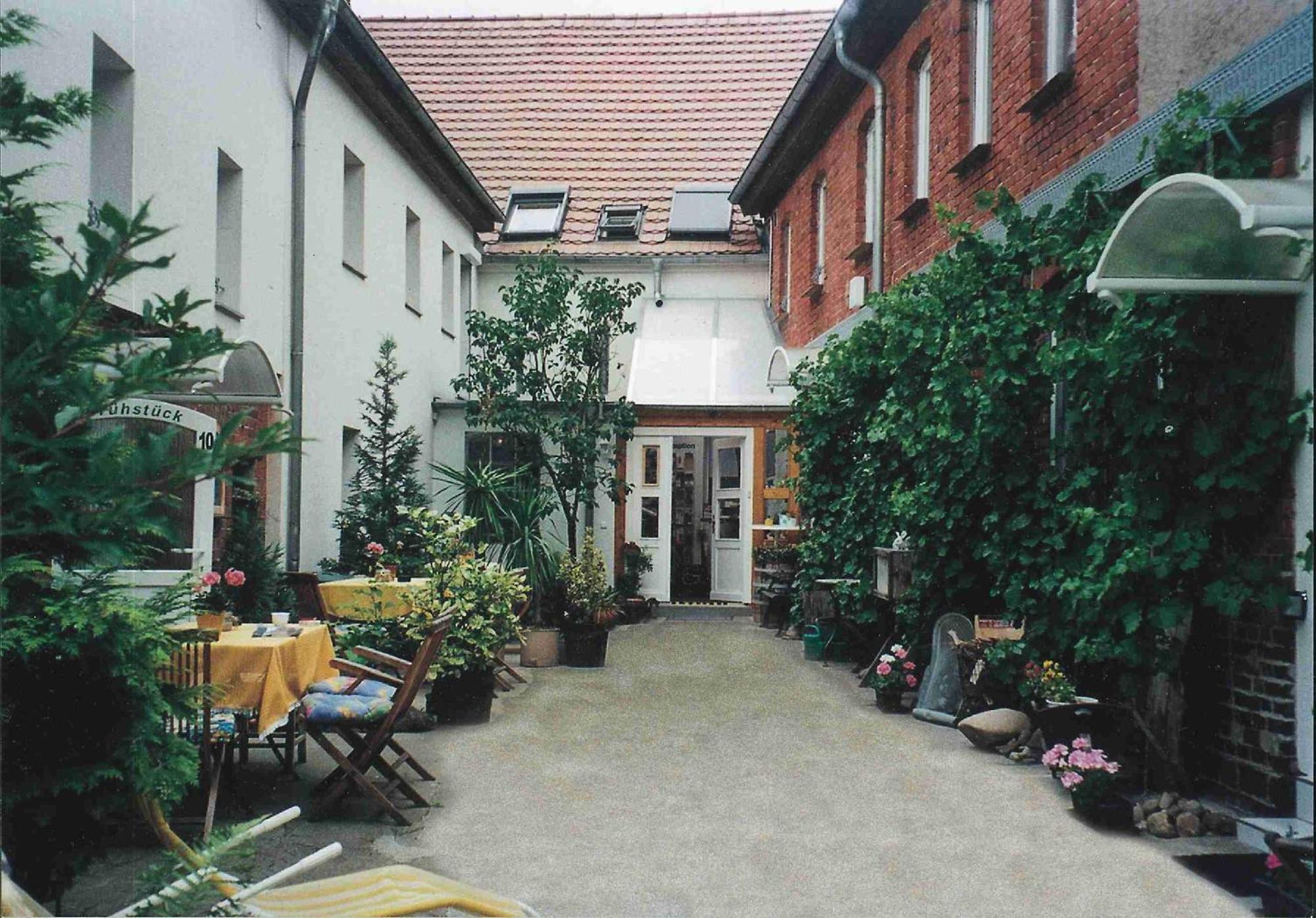 Antik Apartments Spreewald/Vetschau Exteriör bild